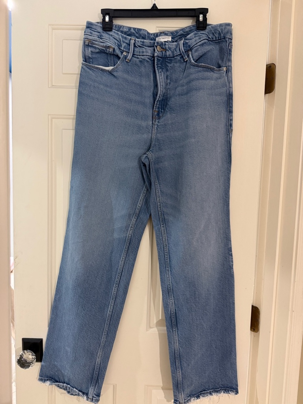 Good American Light Wash Straight Jeans